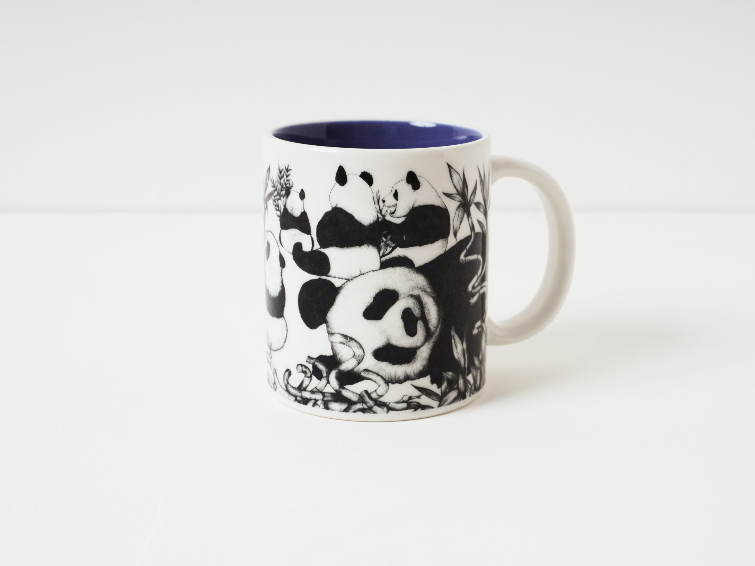 D[di:]- mug 03 – panda／D[di:]’s products original